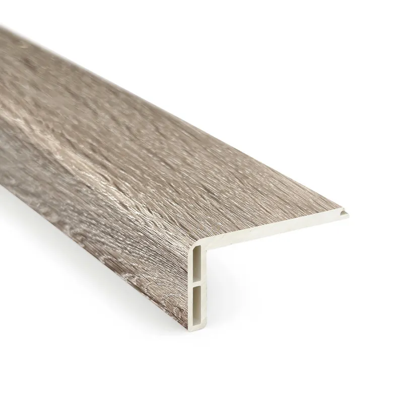 Nariz de grada - SPC laminado - Tira de 2.4